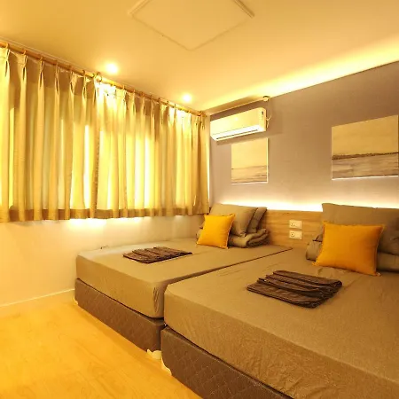 Oyo Myeongdong 5 Lodge Seoul Exterior photo