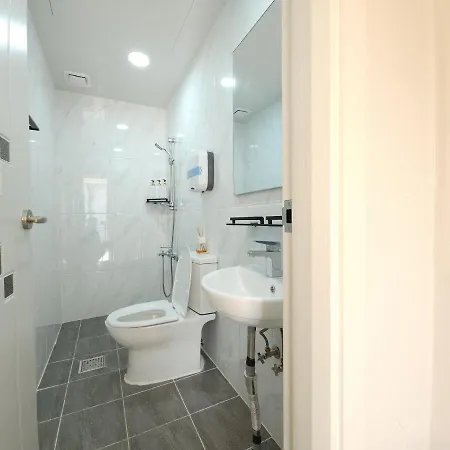 Oyo Myeongdong 5 Lodge Seoul Exterior photo