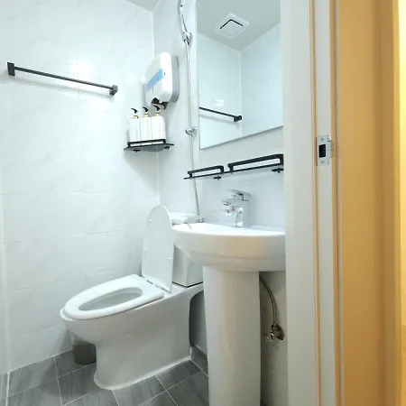 Oyo Myeongdong 5 Lodge Seoul Exterior photo